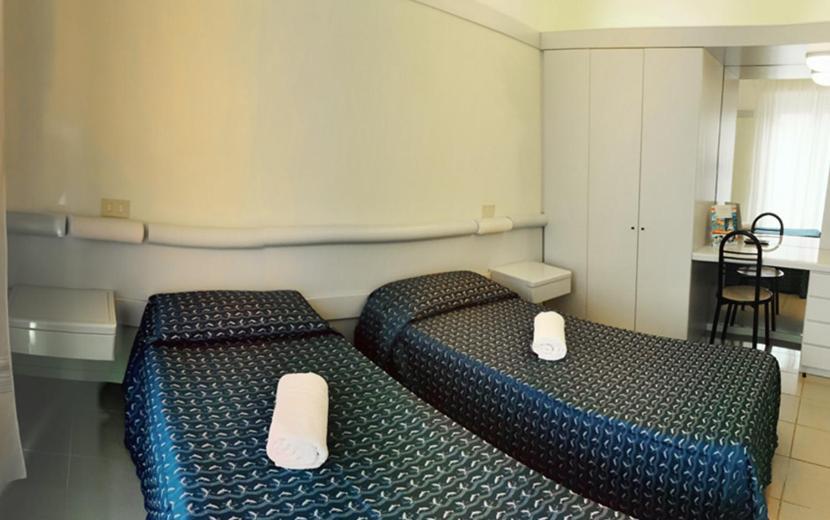 Hotel Nives Riccione Room photo