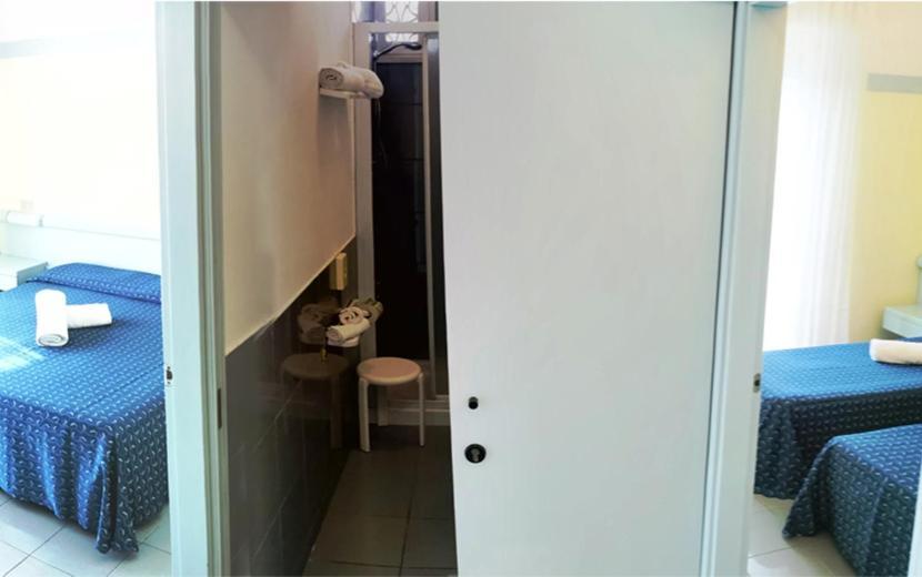 Hotel Nives Riccione Room photo